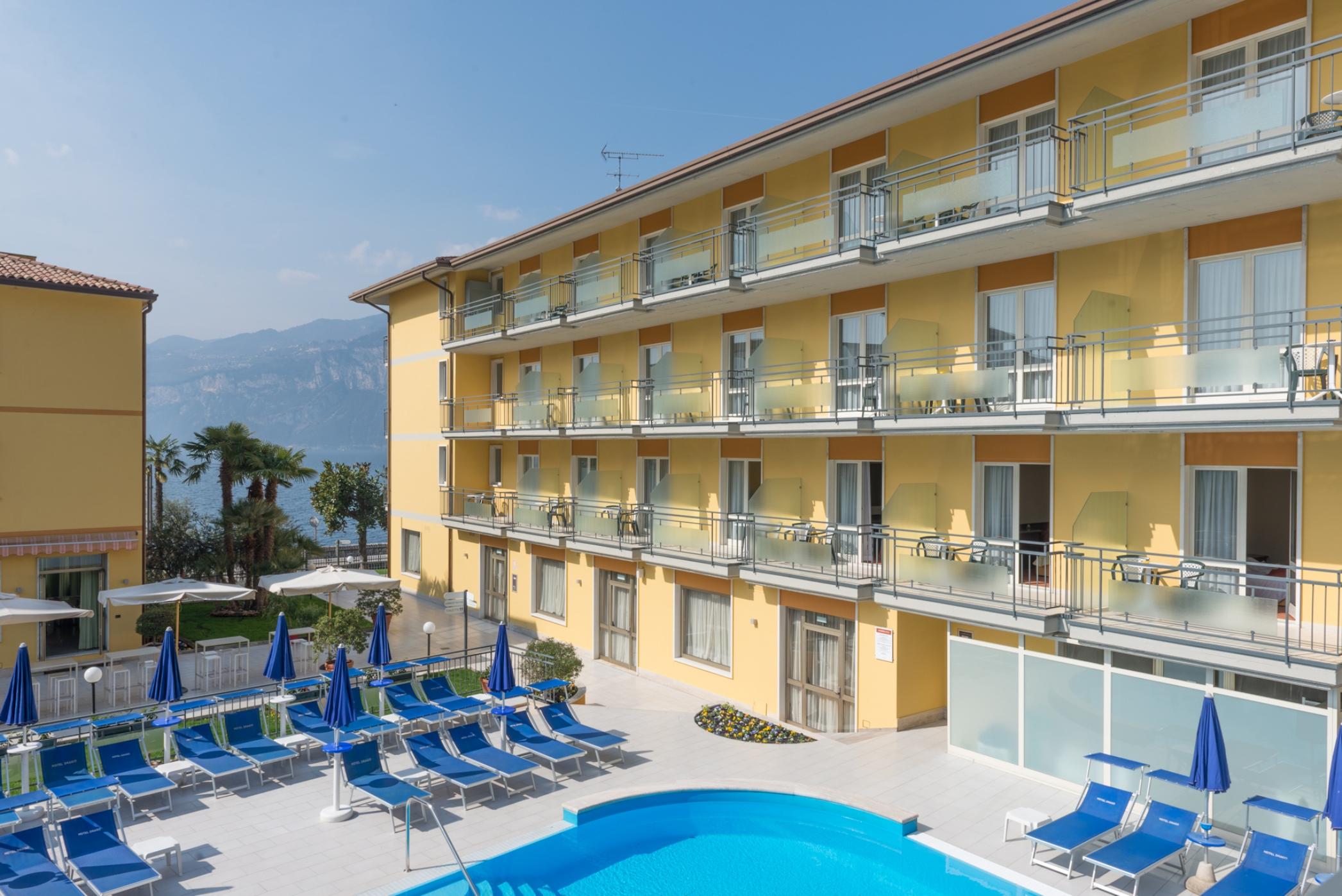 Hotel Drago Brenzone sul Garda Luaran gambar