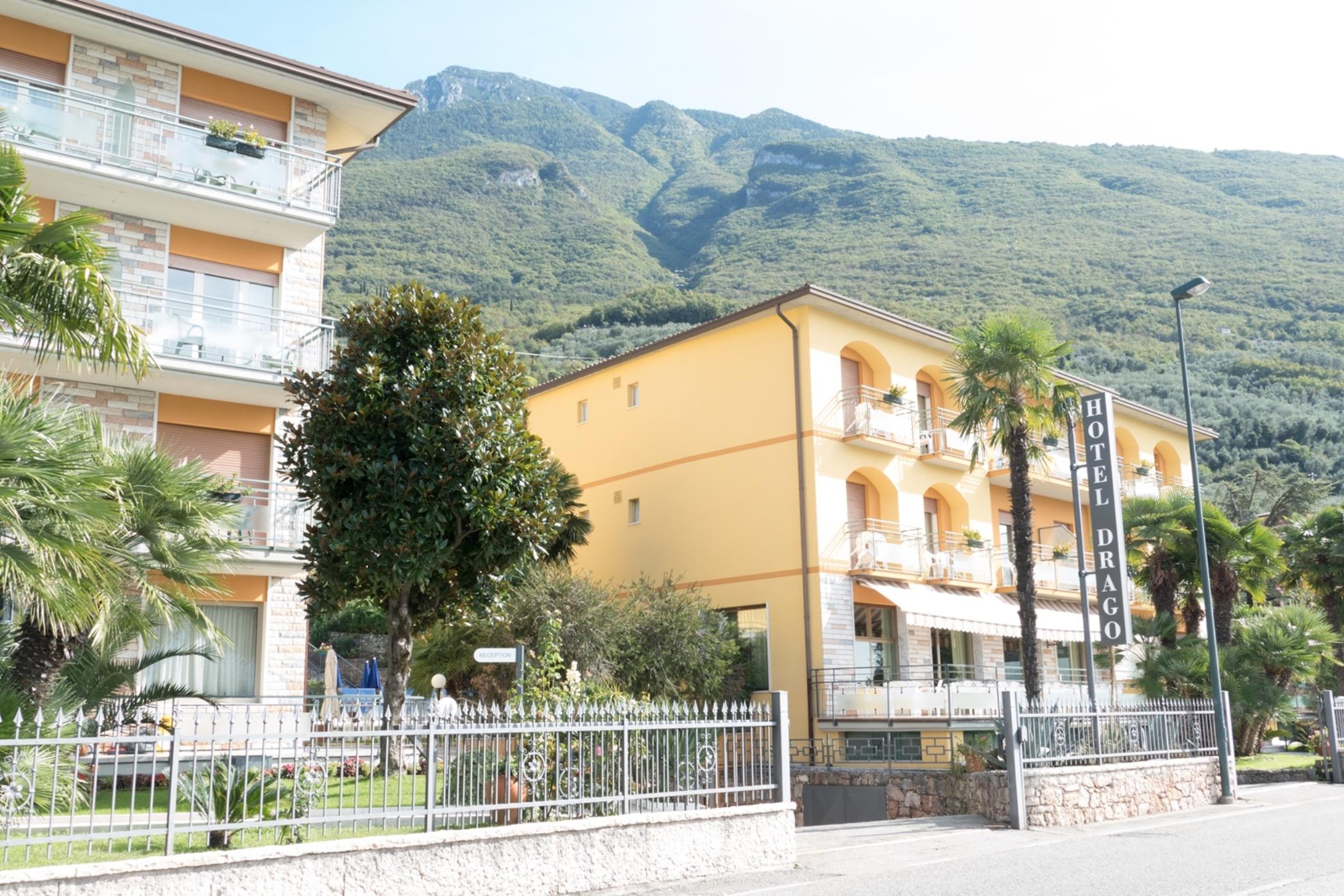 Hotel Drago Brenzone sul Garda Luaran gambar
