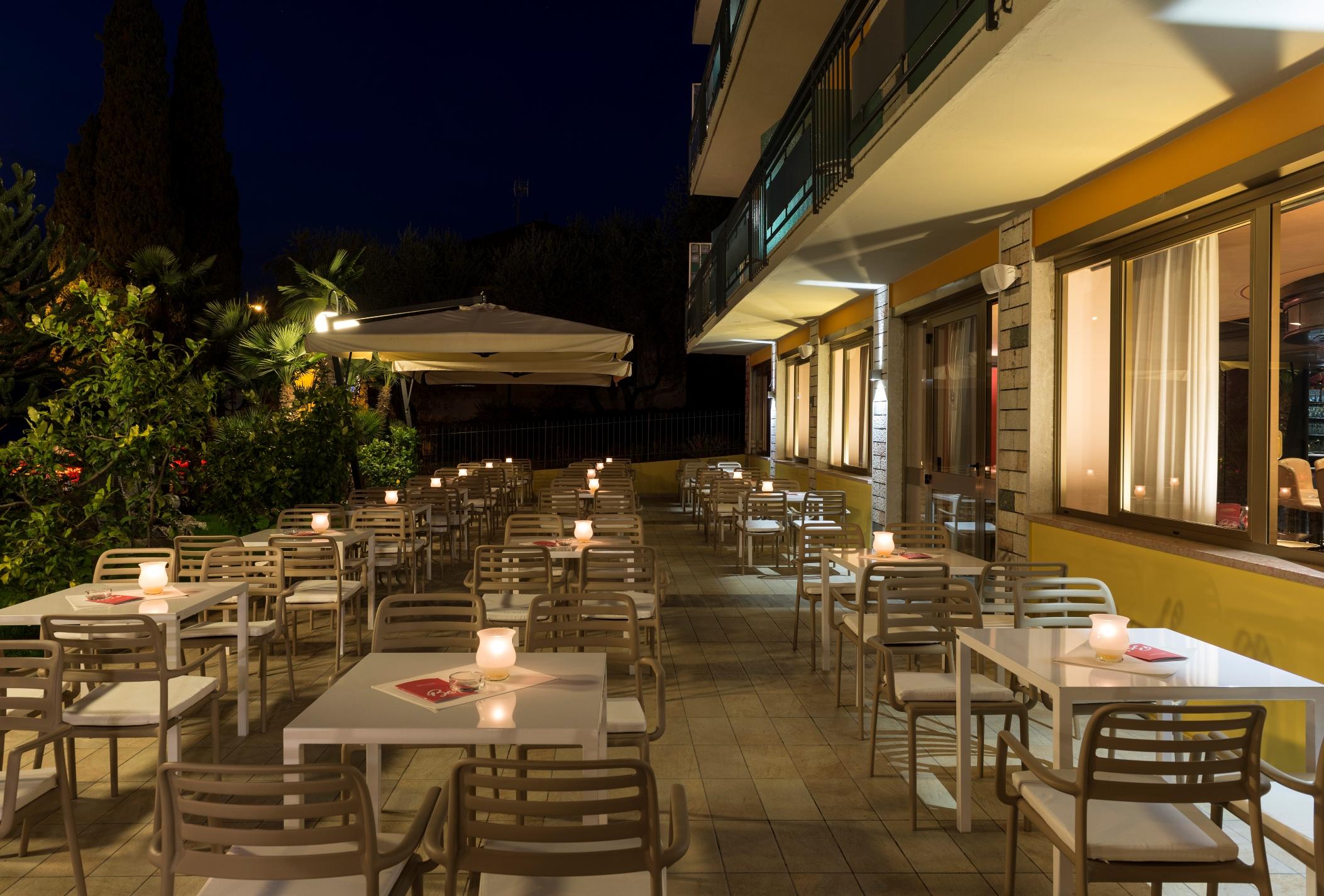 Hotel Drago Brenzone sul Garda Luaran gambar