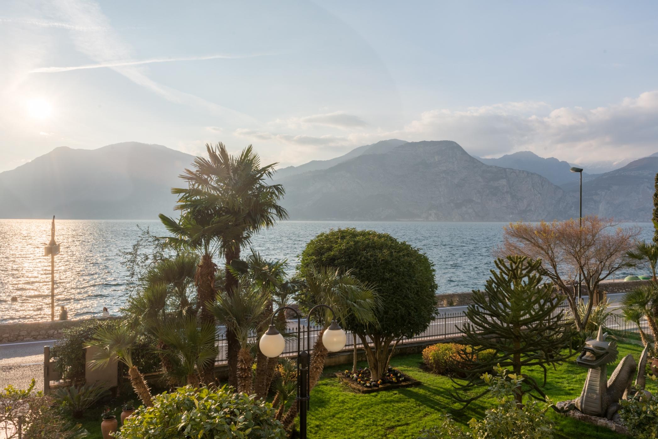 Hotel Drago Brenzone sul Garda Luaran gambar